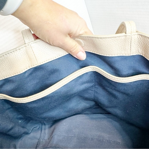 Cole Haan Leather ‘Hannah’ Tote Bag - Picture 7 of 8